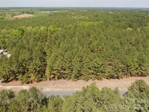 000 Leake Rd, Candor, NC 28338