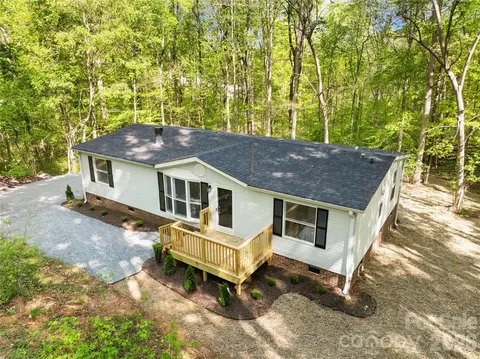 Exterior - 1821 Bascom Ln, Midland, NC 28107 photo 2 of 9