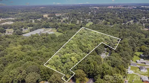 4648 Nob Hill Dr, Kannapolis, NC 28081