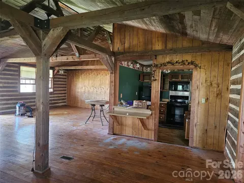 Living - 1040 Barger Rd, Salisbury, NC 28146 photo 3 of 4