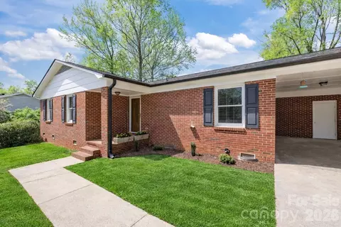 1735 Windyrush Ln, Gastonia, NC 28054