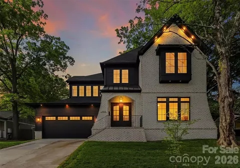 910 Everett Pl, Charlotte, NC 28205