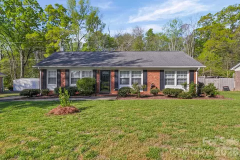5715 Hillcrest Cir, Indian Trail, NC 28079