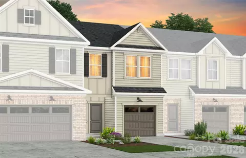 11916 Oak St, Charlotte, NC 28269