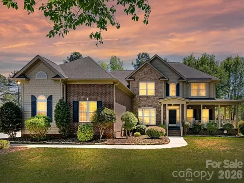 5413 Hudson Rd, Lake Wylie, SC 29710