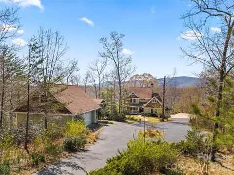 Exterior - 430 Parkway North Rd, Mill Spring, NC 28756 photo 2 of 12