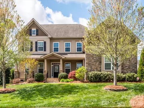 8460 Penton Pl, Harrisburg, NC 28075
