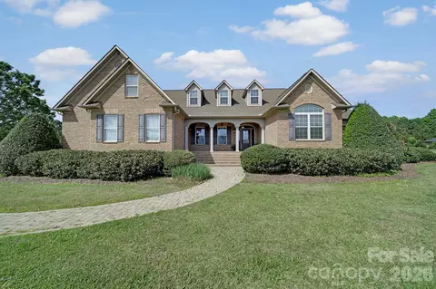 2407 Robert Usher Rd, Lancaster, SC 29720 photo 2