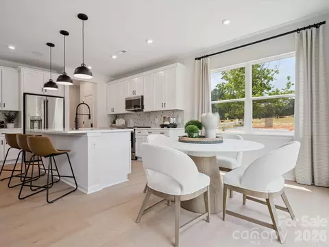607 Webster Ln, Cramerton, NC 28032