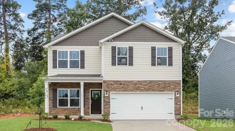 5108 Shallow Brook Dr, Charlotte, NC 28215