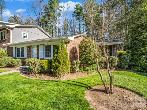 101 Boyd 2a Dr #2A, Flat Rock, NC 28731