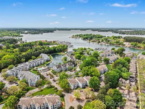 18809 Nautical 302 Dr #302, Cornelius, NC 28031