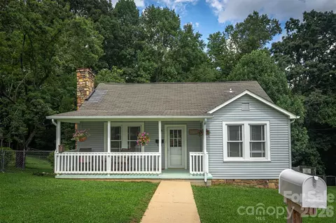 31 Tremont St, Marion, NC 28752