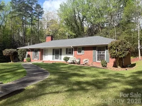 376 Sunnyside Se Dr SE, Concord, NC 28025