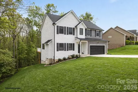 1928 46th Avenue Ne Dr NE, Hickory, NC 28601