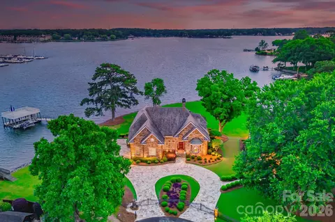 18212 Pompano Pl, Cornelius, NC 28031