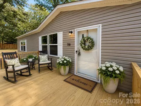 718 Hines Rd, Mooresboro, NC 28114