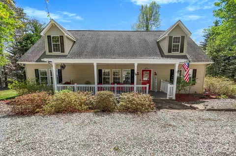 10 Eagle Dr, Hendersonville, NC 28792
