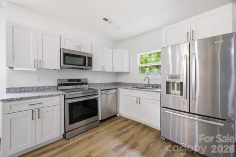 304 Ashford St, Chester, SC 29706