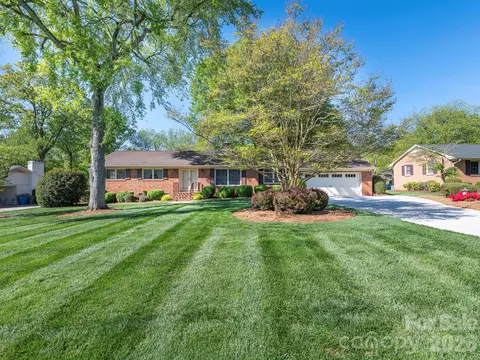 104 Allen St, Belmont, NC 28012