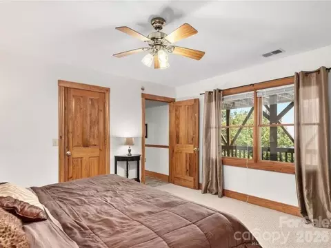 Bedroom - 505 Middle Top Loop, Maggie Valley, NC 28751 photo 3 of 11