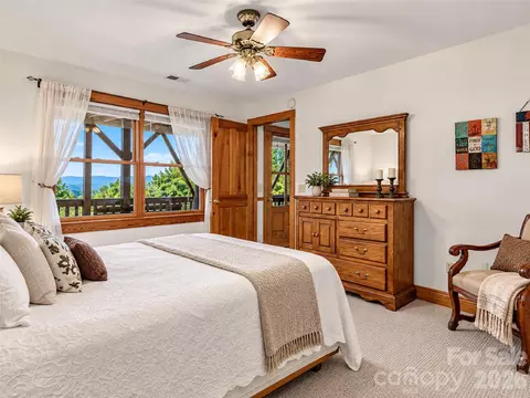 Bedroom - 505 Middle Top Loop, Maggie Valley, NC 28751 photo 10 of 11
