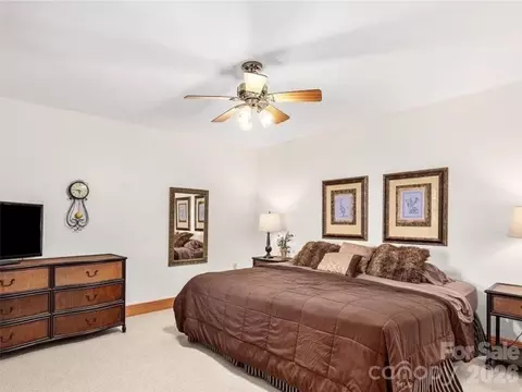 Bedroom - 505 Middle Top Loop, Maggie Valley, NC 28751 photo 6 of 11