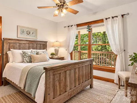 Bedroom - 505 Middle Top Loop, Maggie Valley, NC 28751 photo 8 of 11