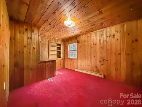 Bedroom - 1401 E Union St, Morganton, NC 28655 photo 6 of 8