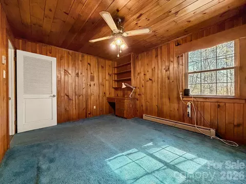 Bedroom - 1401 E Union St, Morganton, NC 28655 photo 7 of 8