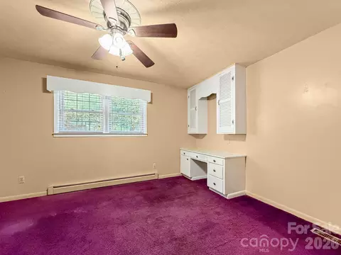 Bedroom - 1401 E Union St, Morganton, NC 28655 photo 4 of 8