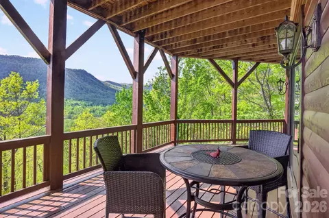 Exterior - 80 E Valley View Dr, Marion, NC 28752 photo 7 of 9