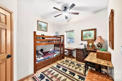 Bedroom - 80 E Valley View Dr, Marion, NC 28752 photo 3 of 6
