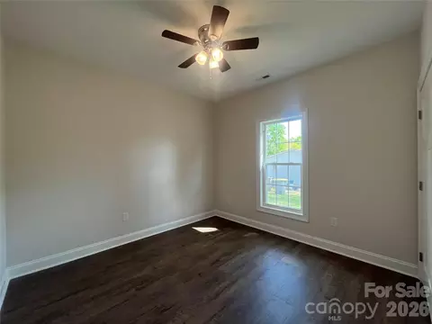 Bedroom - 403 E 21st St, Kannapolis, NC 28083 photo 3 of 4