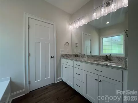 Bath - 403 E 21st St, Kannapolis, NC 28083 photo 2 of 3