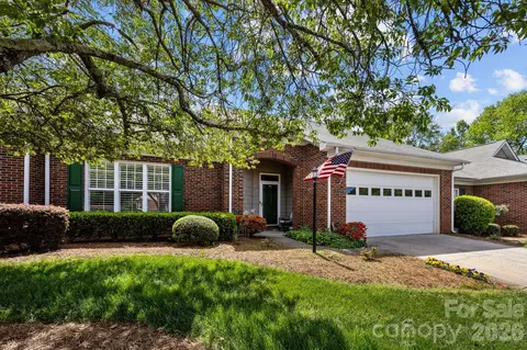 13323 Mint Lake Dr, Matthews, NC 28105