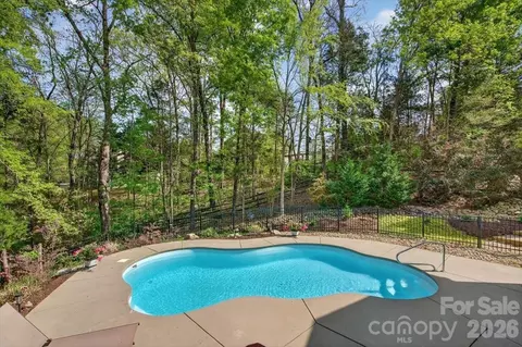 330 Chancelot Ln, Fort Mill, SC 29708 photo 36