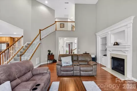 330 Chancelot Ln, Fort Mill, SC 29708 photo 16