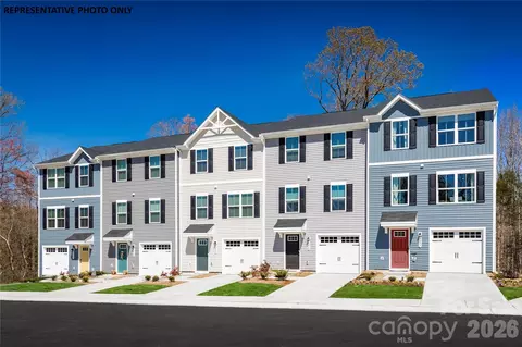 5900 Granbury Dr, Kannapolis, NC 28081