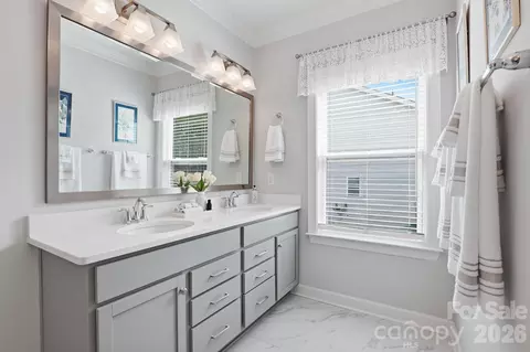 Bath - 16136 Commodore Dr, Lancaster, SC 29720 photo 2 of 3