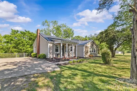 2341 Dixon Rd, Belmont, NC 28012