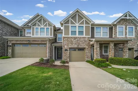 1108 Roderick Dr, Fort Mill, SC 29708