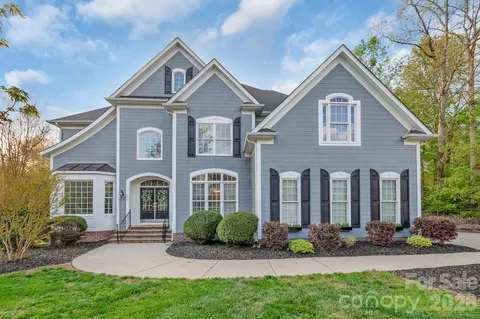 1216 Flat Heads Ln, Waxhaw, NC 28173