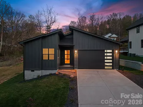 8 Overlook 4 Pl #4, Asheville, NC 28803
