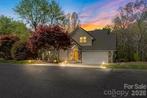 6047 Chaucer Ln, Granite Falls, NC 28630