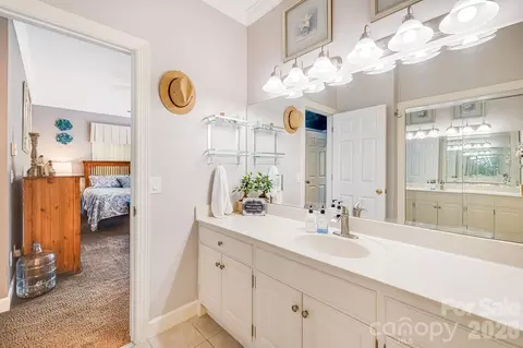 Bath - 91 Island View Ct, Mill Spring, NC 28756 photo 1 of 4