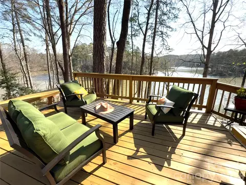Exterior - 91 Island View Ct, Mill Spring, NC 28756 photo 12 of 15