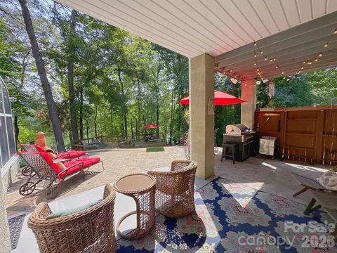 Exterior - 91 Island View Ct, Mill Spring, NC 28756 photo 10 of 15