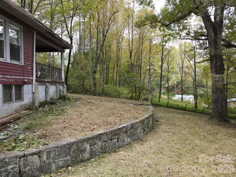 1 Main Entrance St, Brevard, NC 28712