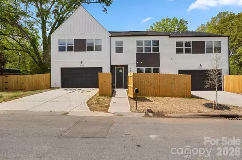 4431 Fair St, Charlotte, NC 28208
